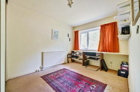 1331711-5-688cb9a...