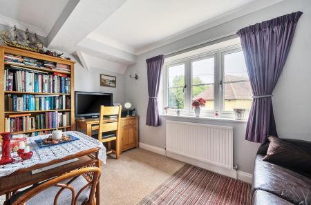 1333224-8-6890bb8...