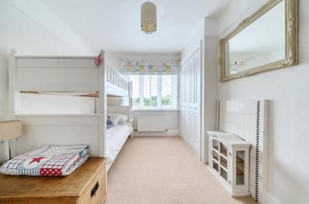 1335299-3-6894fb3...