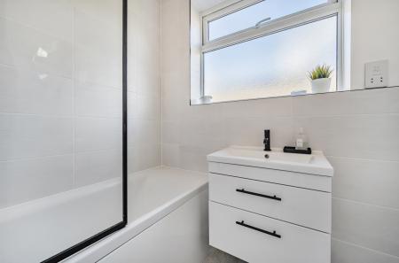 1347392-16-68b5c6...