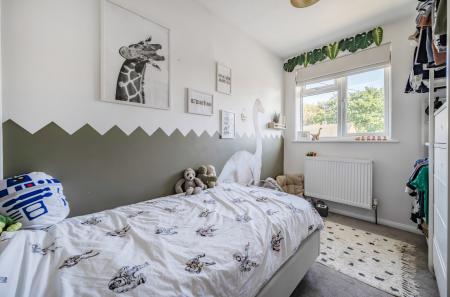 1347392-5-68b5c57...