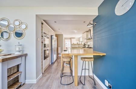 1343002-14-68a8c8...