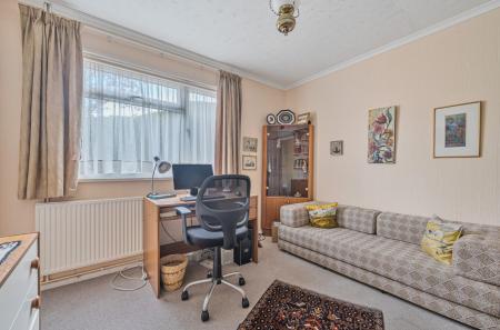 1363180-22-68e7be...