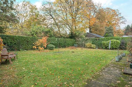 1375227-43-690b2b...