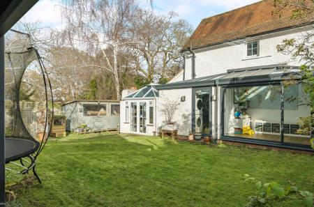 1384343-19-6925b2...