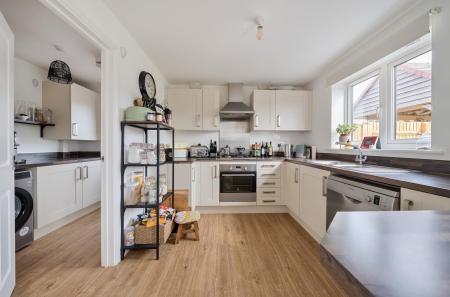 Hyton Drive deal for rent- kitchen