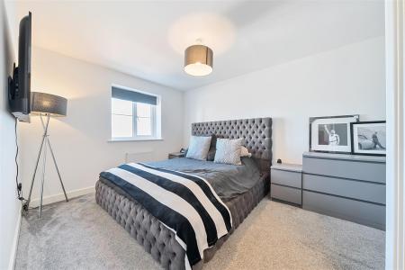 Pictor Drive 2 bedroom flat for sale by Guildcrest