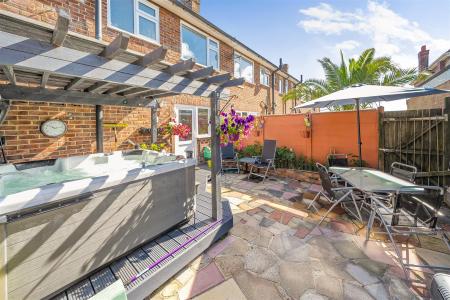 St Benets Road for sale by Guildcrest Estates - ga