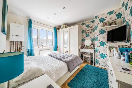 Gordon Road for Sale by Guildcrest Estates - secon