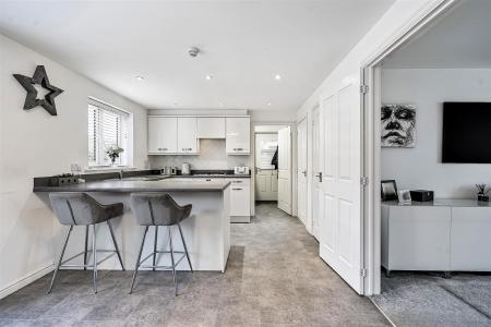 Richborough Close Margate, 4 bedroom home for sale