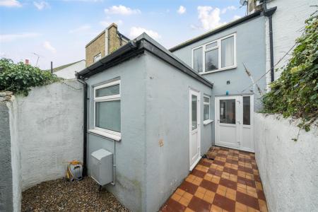 West Dumpton Lane - 2 bedroom house for sale by Gu