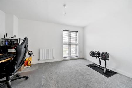 3 bedroom house for sale in Saxon Square Ramsgate