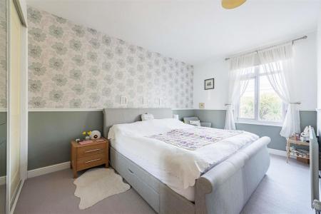 Guilton, Ash, bedroom semi detached home for sale