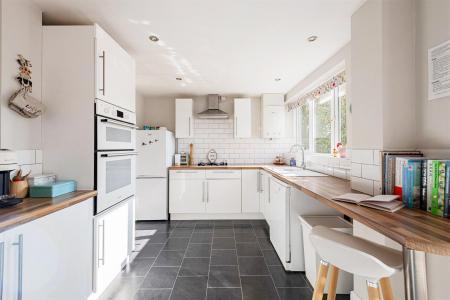 Guilton, Ash, bedroom semi detached home for sale