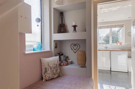 Guilton, Ash, bedroom semi detached home for sale