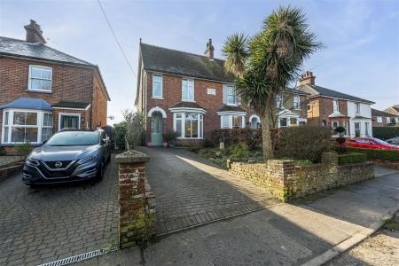 Guilton, Ash, bedroom semi detached home for sale