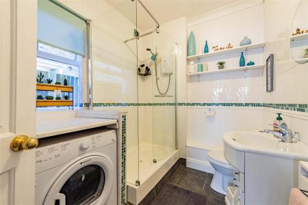 Orchard Road, Westbrook - 4 bedroom semi detached