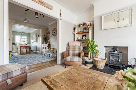 Orchard Road, Westbrook - 4 bedroom semi detached