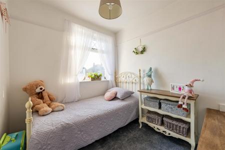 Orchard Road, Westbrook - 4 bedroom semi detached