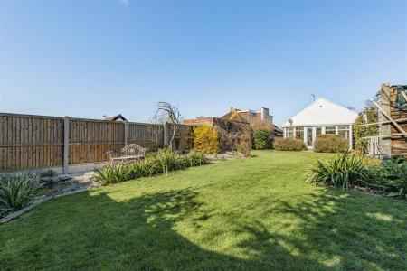2 bedroom bungalow for sale in Margate by Guildcre