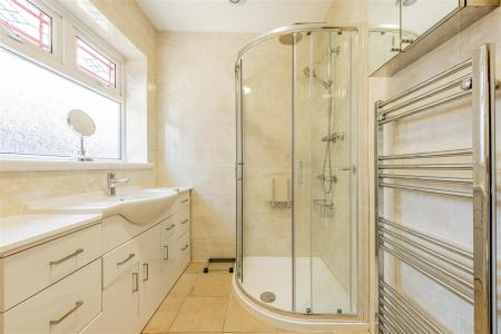 2 bedroom bungalow for sale in Margate by Guildcre