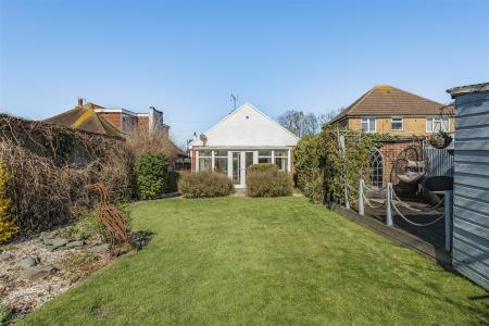 2 bedroom bungalow for sale in Margate by Guildcre