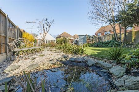 2 bedroom bungalow for sale in Margate by Guildcre