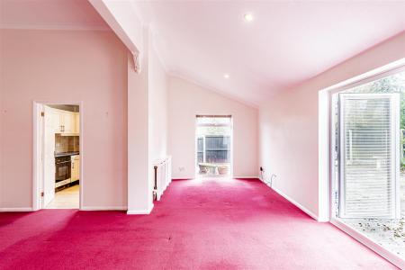 Mill Field Broadstairs. 3 bedroom bungalow for sal