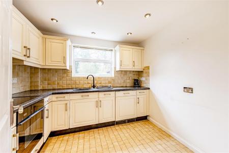Mill Field Broadstairs. 3 bedroom bungalow for sal