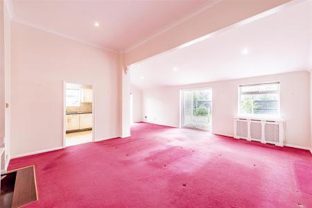 Mill Field Broadstairs. 3 bedroom bungalow for sal