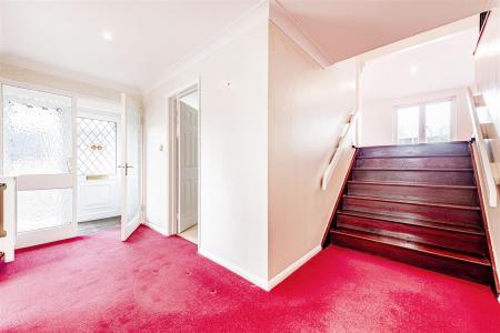 Mill Field Broadstairs. 3 bedroom bungalow for sal
