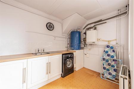 Mill Field Broadstairs. 3 bedroom bungalow for sal