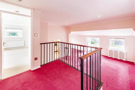 Mill Field Broadstairs. 3 bedroom bungalow for sal