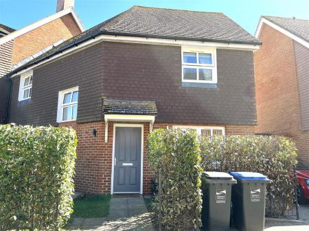 Cheney Road Misnter, 3 bed end-terrace for sale by