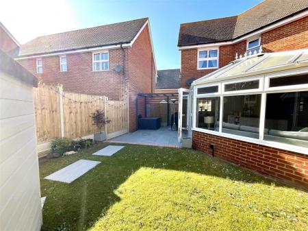 Cheney Road Misnter, 3 bed end-terrace for sale by