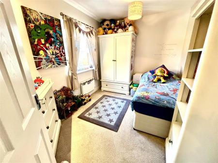 Cheney Road Misnter, 3 bed end-terrace for sale by