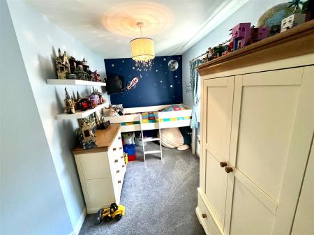 Cheney Road Minster, 3 bed end-terrace for sale by
