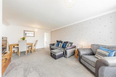 Windermere Avenue Ramsgate, 3 bed semi detached ho