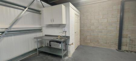 Industrial Unit in Manston for sale by Guildcrest
