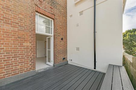 L J Imaging-8 v2.jpg