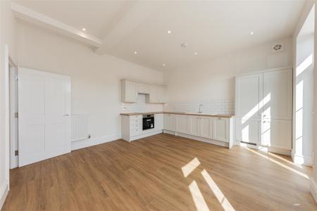 Flat 5 Pleydell Gardens for Sale by Guildcrest Est