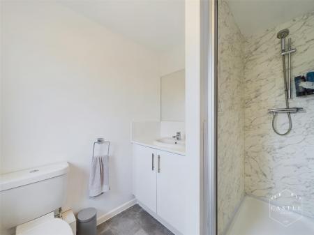 ENSUITE SHOWER ROOM