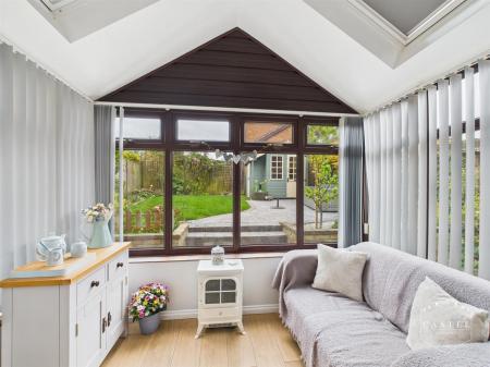 SUN ROOM
