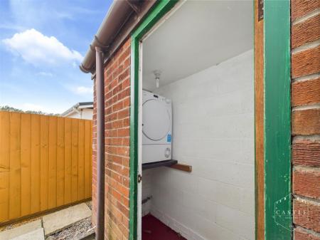 OUTHOUSE/UTILITY