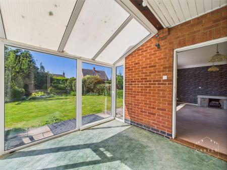 SUN ROOM