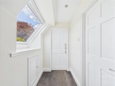 FIRST FLOOR LANDING