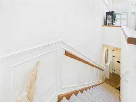 PRIVATE ENTRANCE HALL