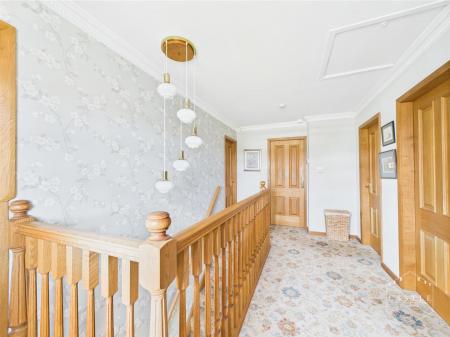 FIRST FLOOR LANDING