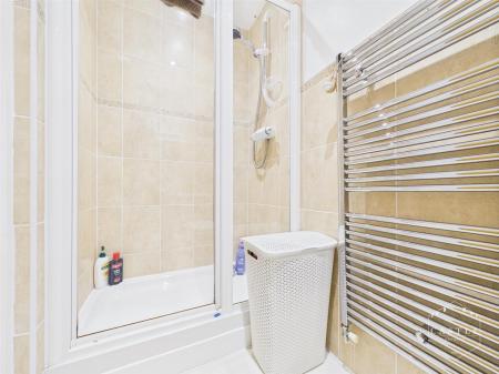 ENSUITE SHOWER ROOM