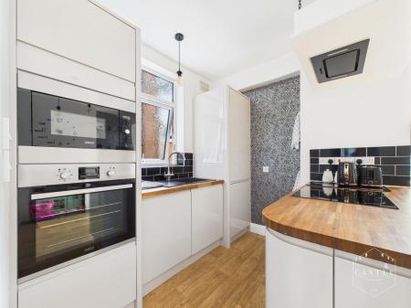 OPEN PLAN LIVING KITCHEN
